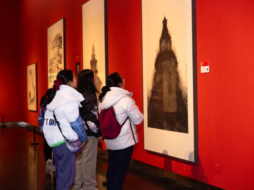 1737712752598730.png 看展2.png